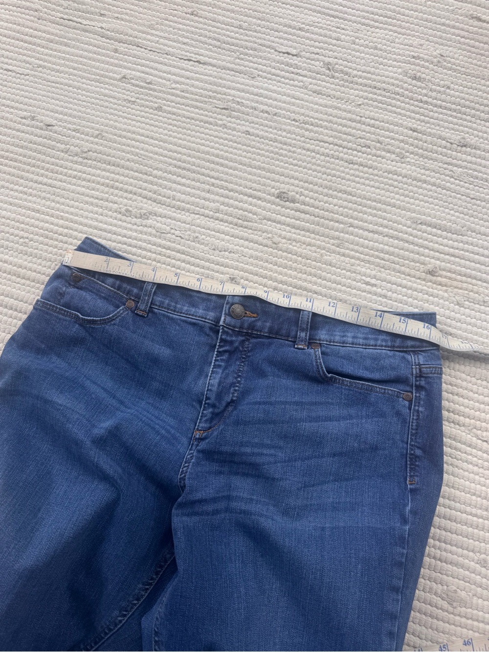 Talbots Simply Flattering Curvy Straight Leg Jeans 14P Petite Stretch Denim - Picture 7 of 9